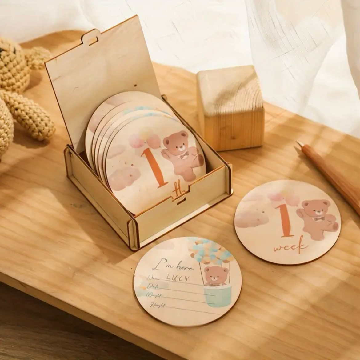 Cofanetto con Cards Complimese in Legno – Set Regalo Neonato per Foto dei 12 Mesi